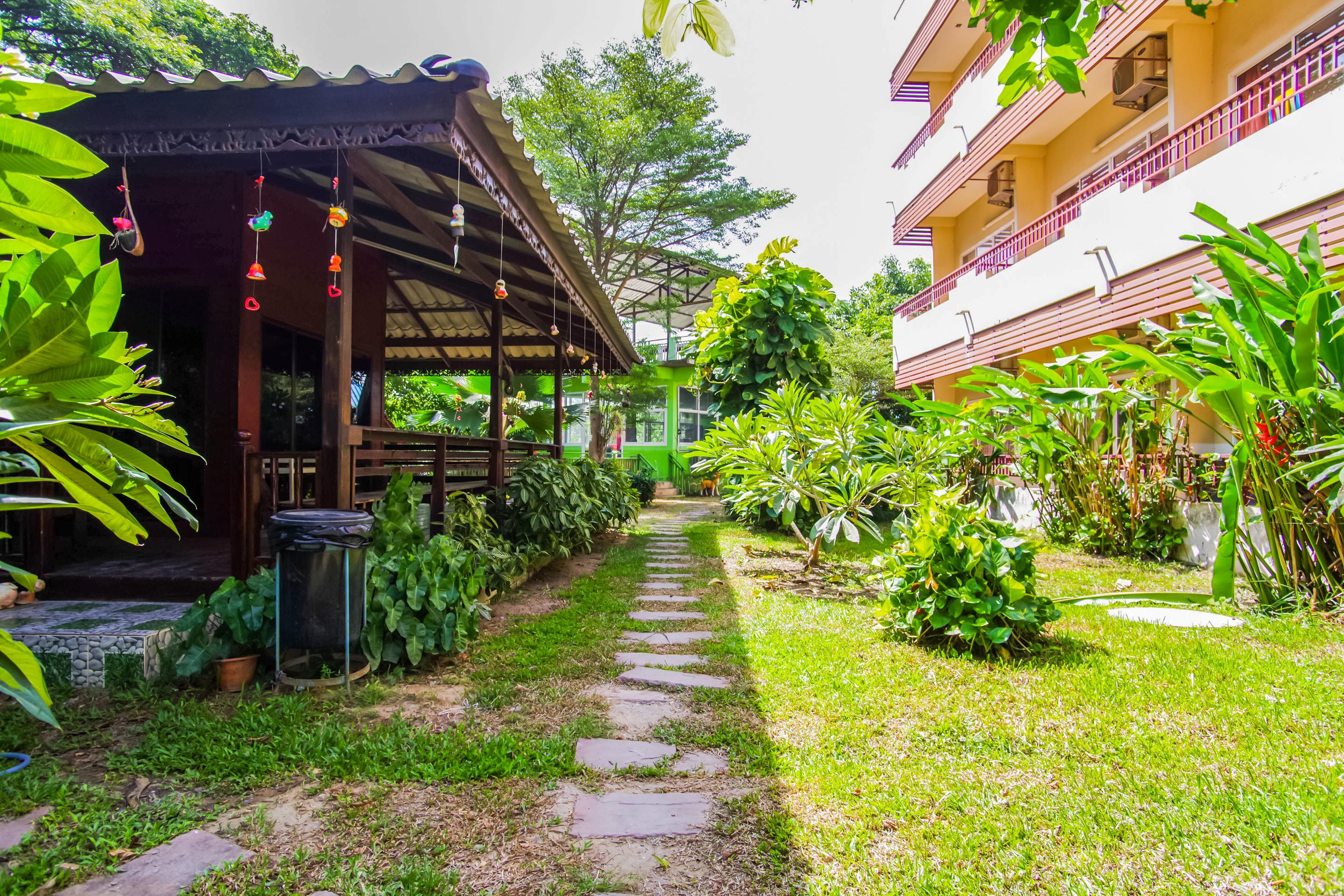 Hotel Oyo 384 Ban Sabaidee Phra Nakhon Si Ayutthaya Exterior foto