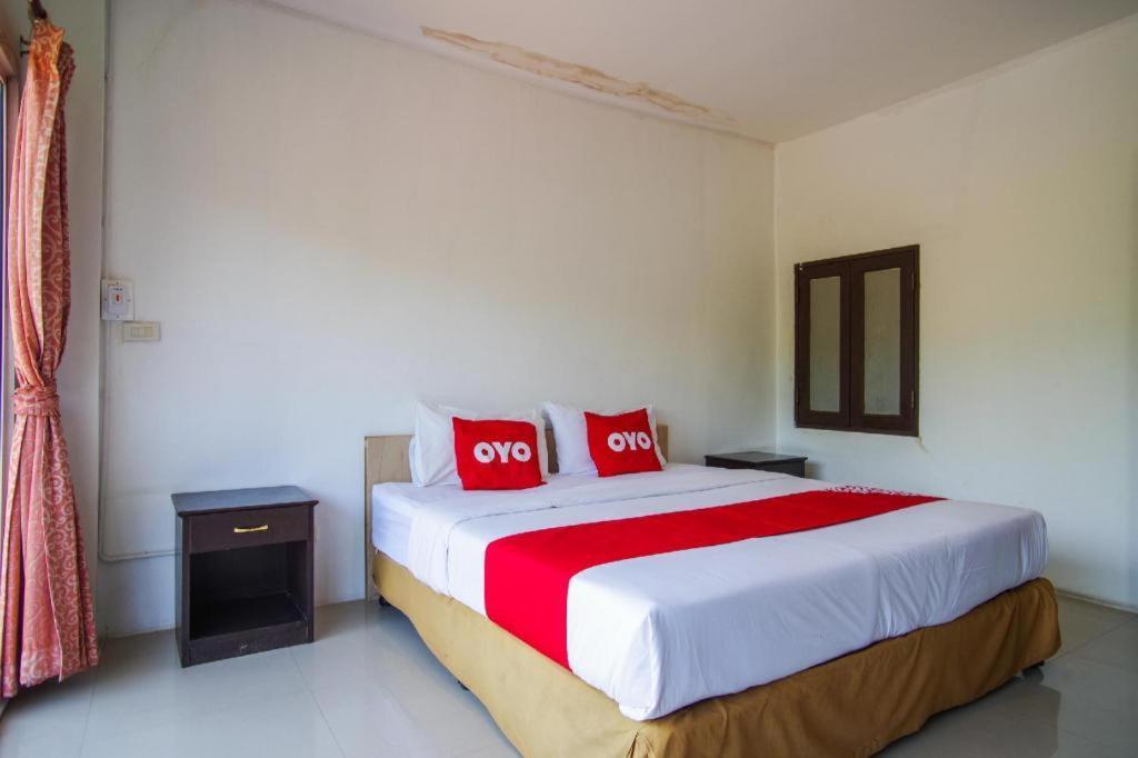 Hotel Oyo 384 Ban Sabaidee Phra Nakhon Si Ayutthaya Exterior foto