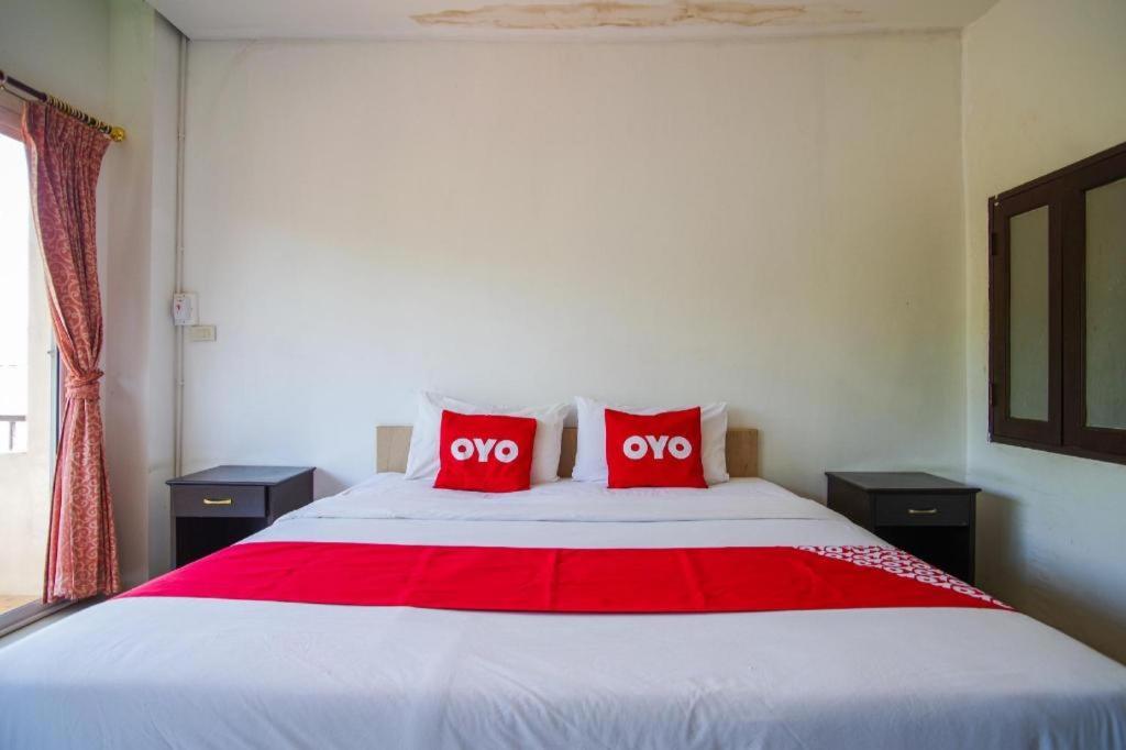 Hotel Oyo 384 Ban Sabaidee Phra Nakhon Si Ayutthaya Exterior foto